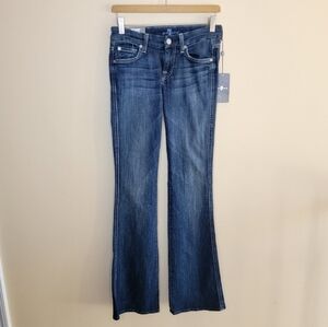 NWT 7FAM | A-Pocket Flared Leg Jeans Size 26